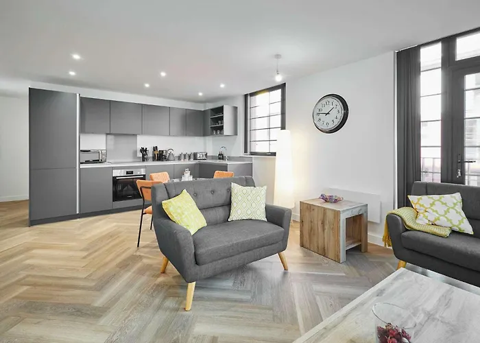 Host & Stay - Lockside House