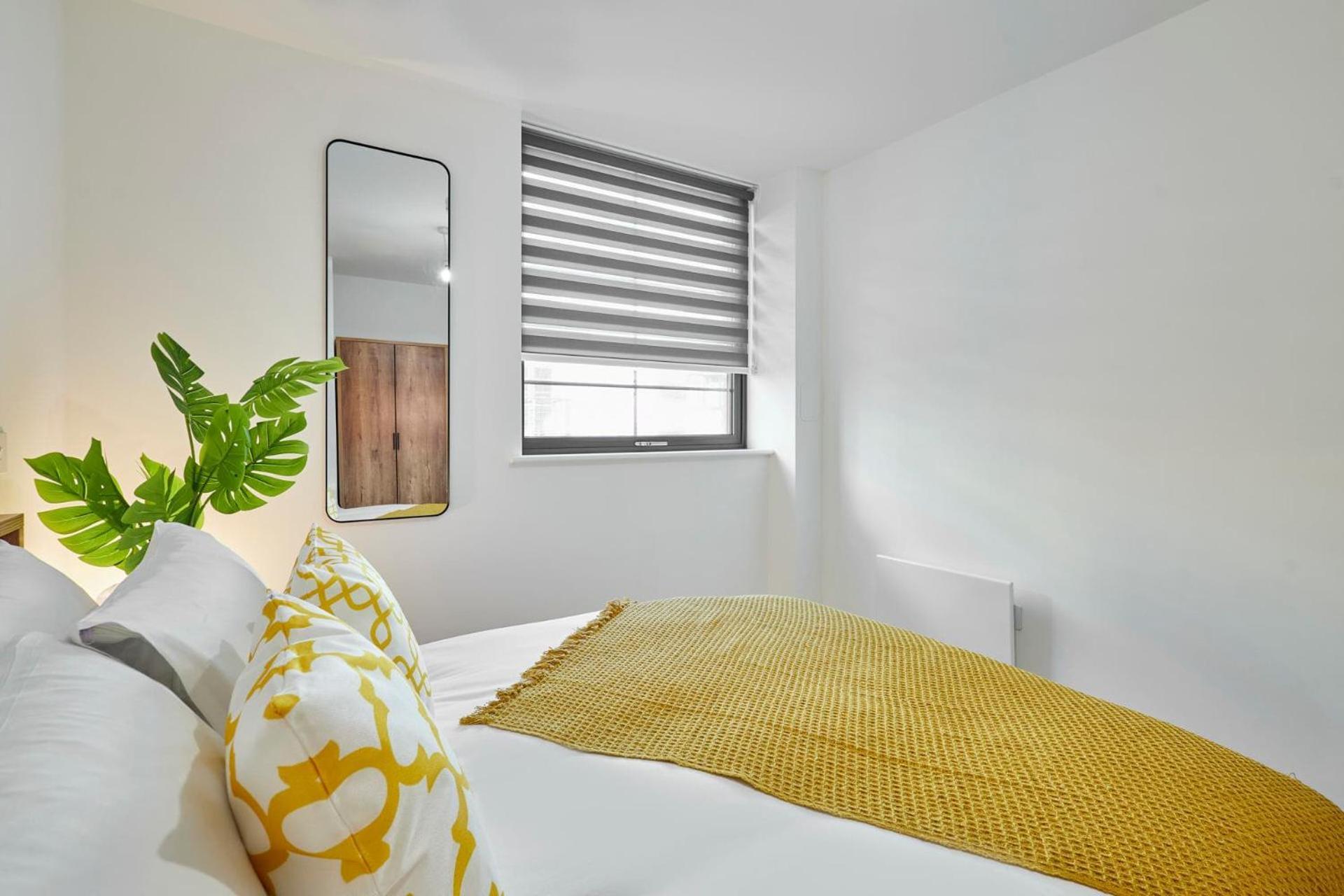 Host & - Lockside House *