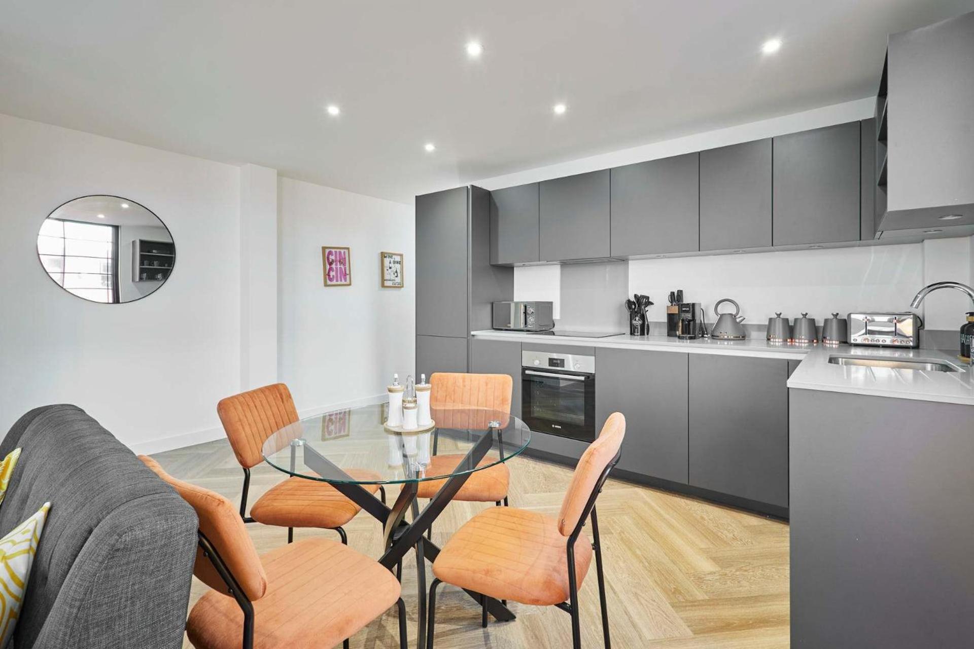 Host & - Lockside House Apartment
