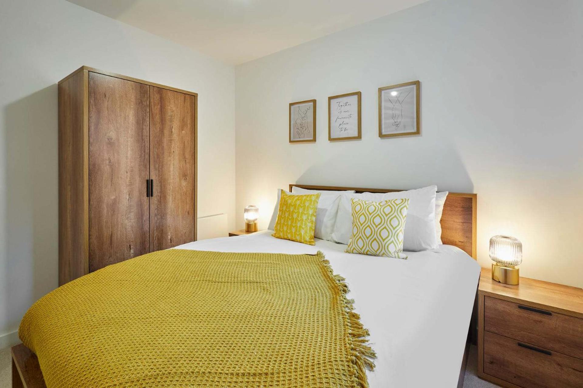 Host & - Lockside House Apartment *